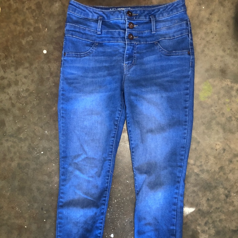 High rise skinned jeans